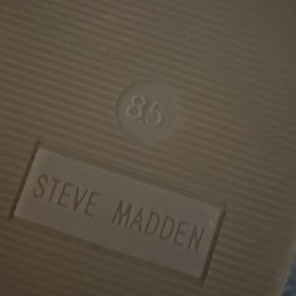 Steve Madden WOMEN'S BENETT PLATFORM LOAFER FLATS IN MULTI - Picture 6 of 8